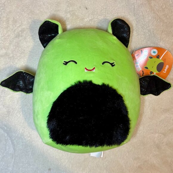 NWT Leap the Green Bat 8 inch Squishmallow - First to Market - Picture 1 of 4